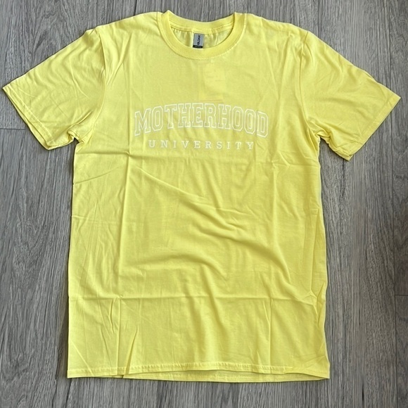 Motherhood University Yellow Graphic Tee - Picture 1 of 5